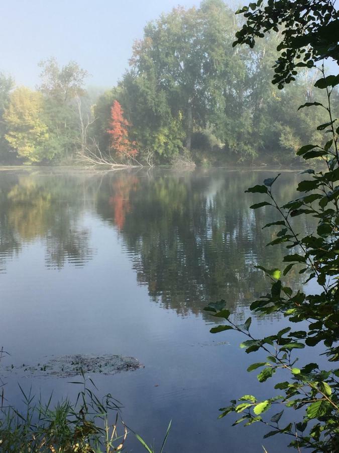 Le Moulin Du Bourg Hotel Epeigne-les-Bois Екстериор снимка