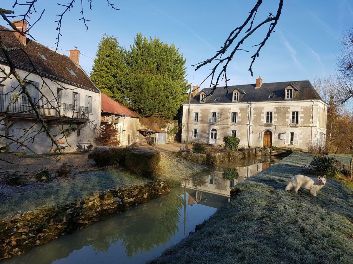 Le Moulin Du Bourg Hotel Epeigne-les-Bois Екстериор снимка